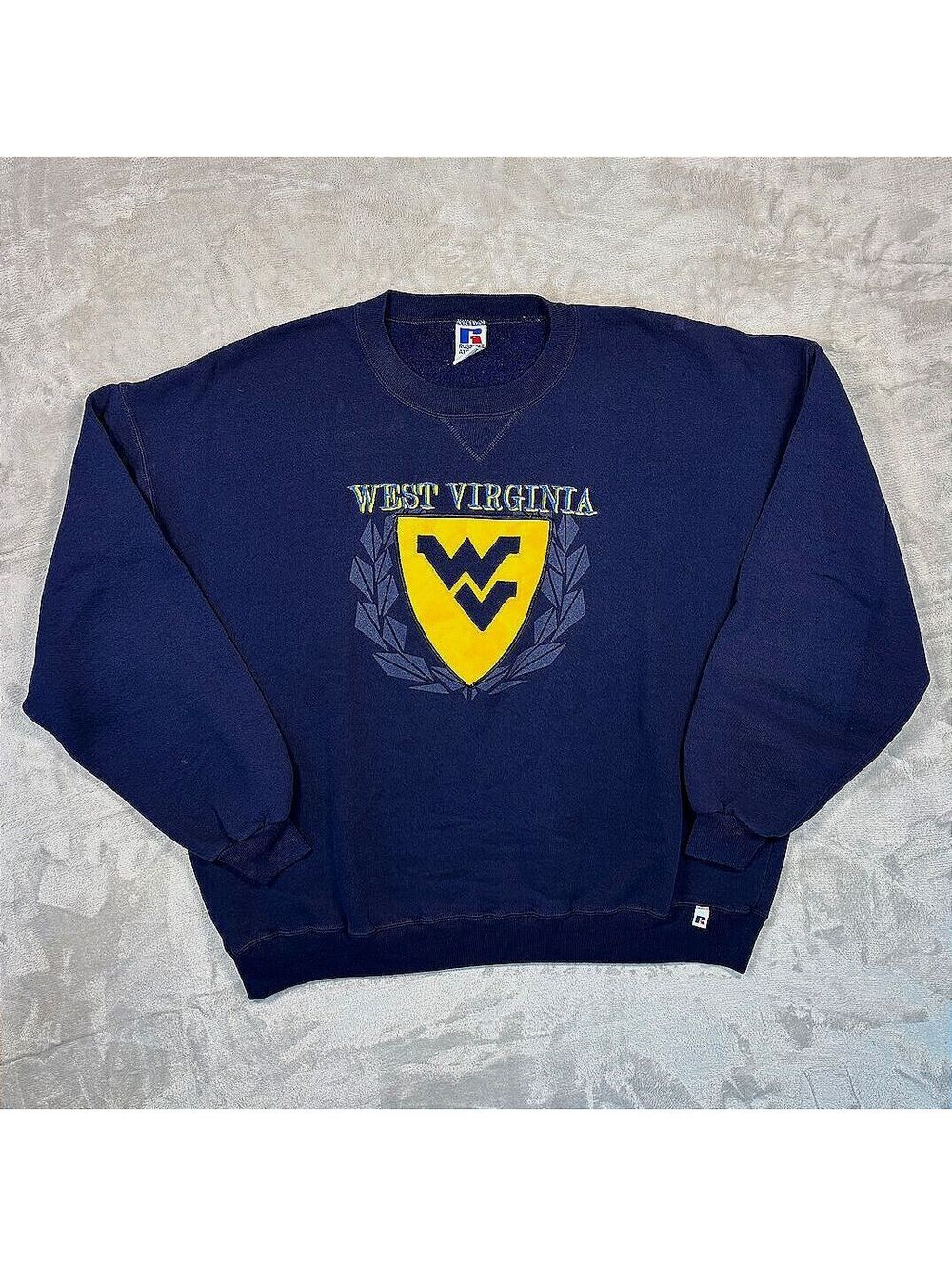 VTG 90s Russell Athletic West Virginia Mountaineers Shield Wreath Sweatshirt XXL
